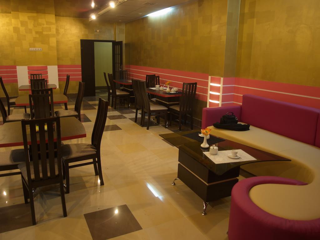 Hotel Leon
